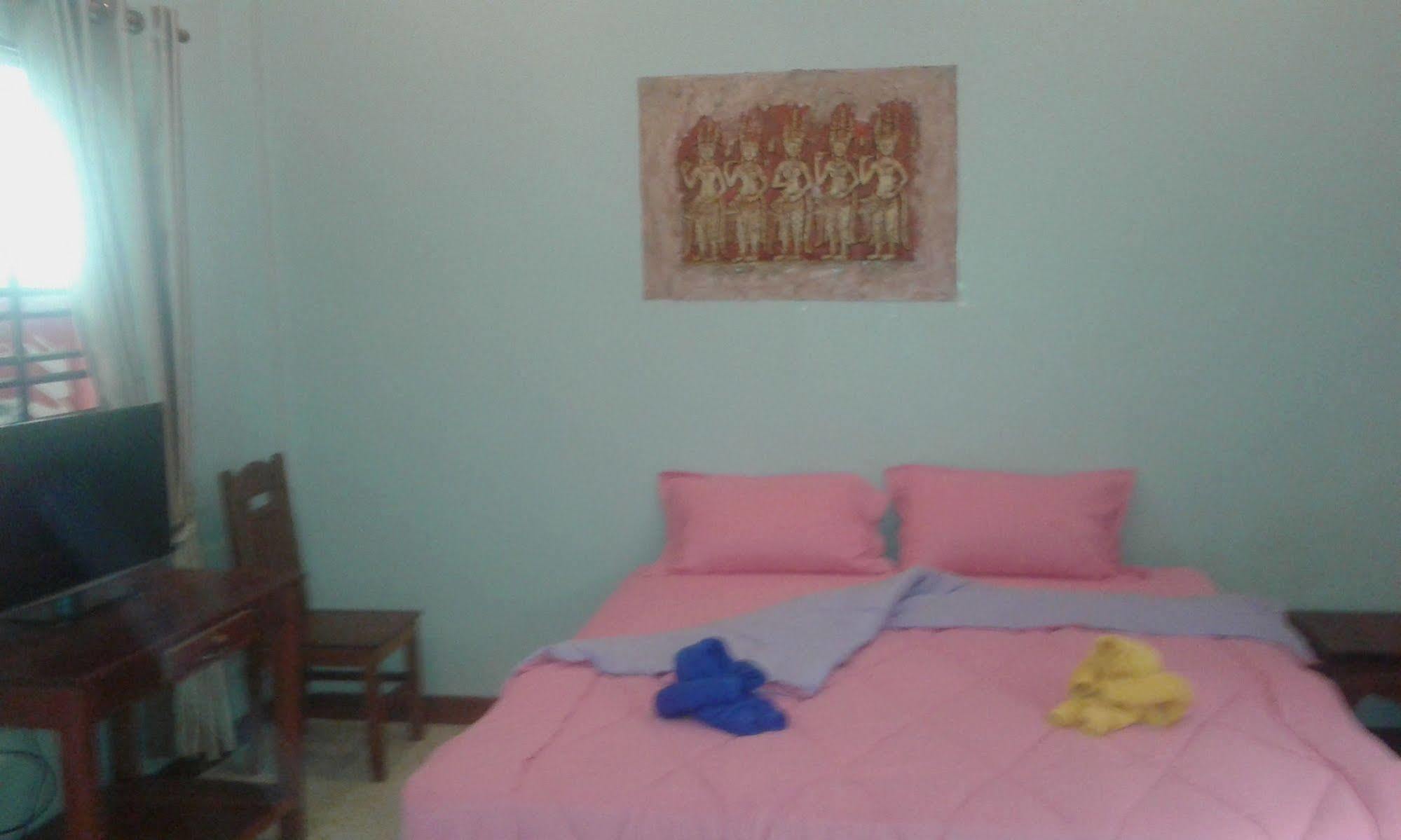 Angkor'S Sunshine Siem Reap Exterior foto